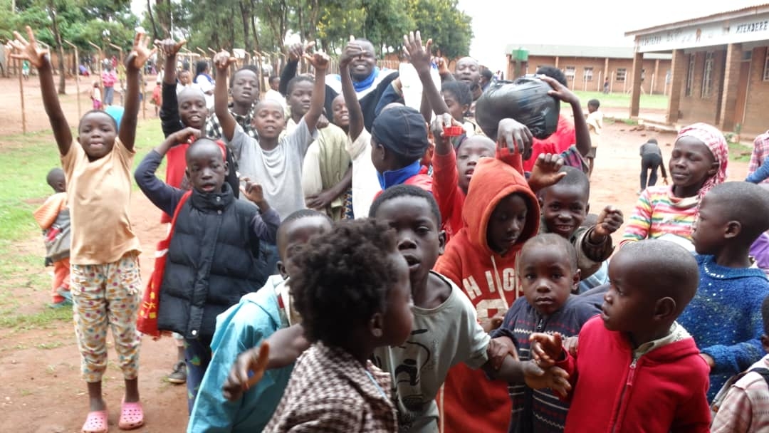 Gracious Refugee Orphanage (GRO) logo